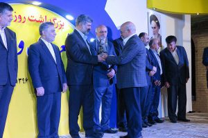 انتخاب شرکت یزد پلیمر به عنوان واحد نمونه صنعتی استان یزد